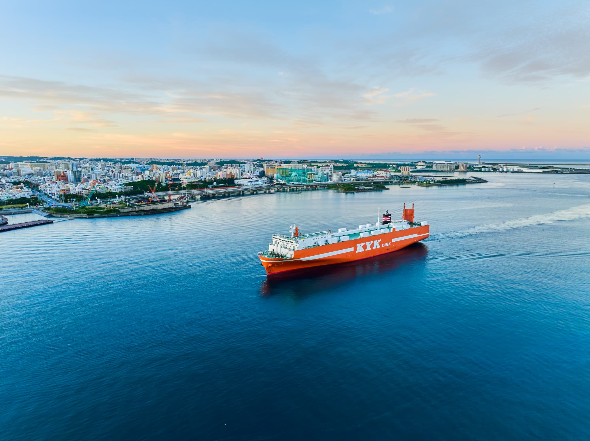 サービス - 近海郵船株式会社