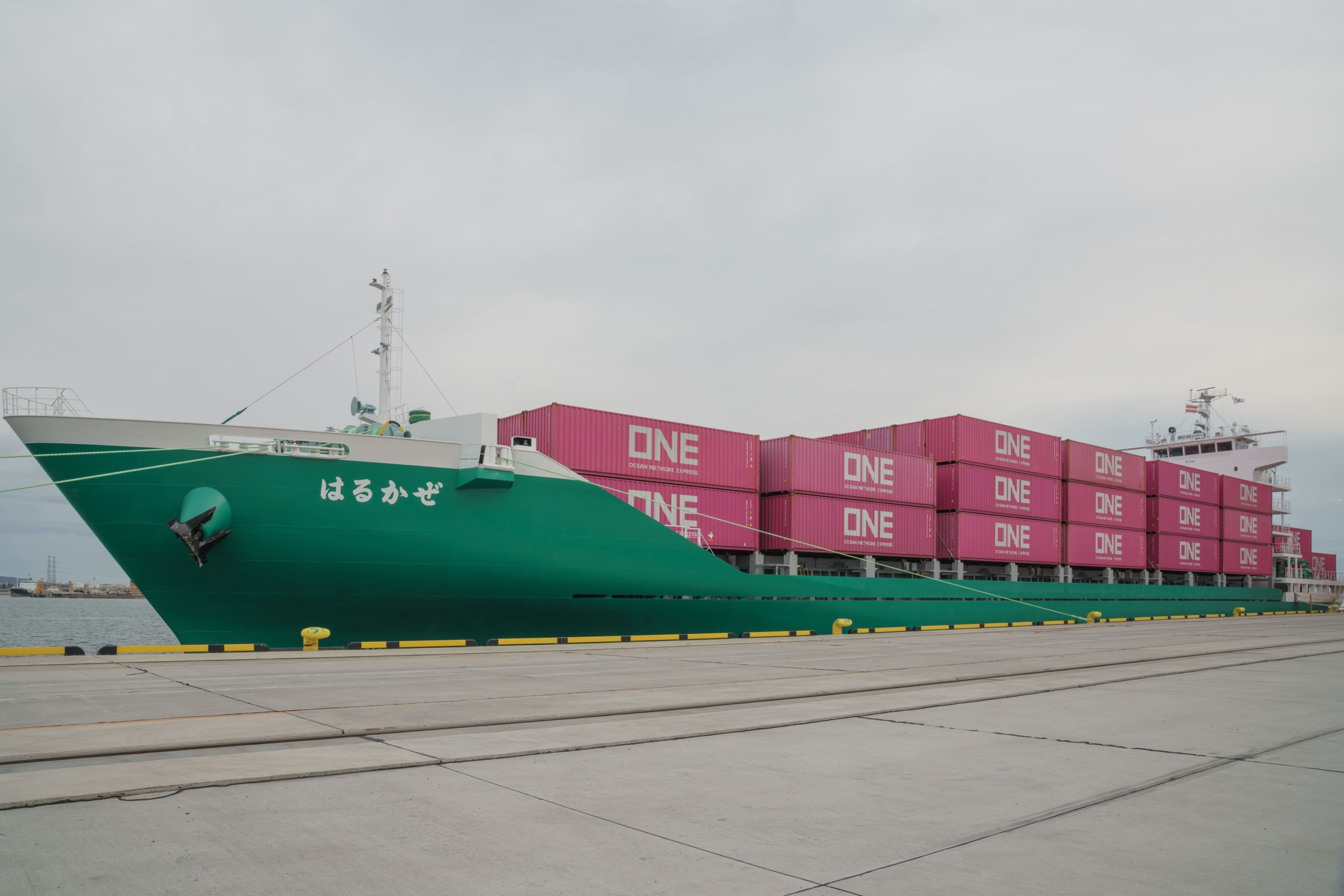 コンテナフィーダー】新造船「はるかぜ」運航開始、ならびに歓迎